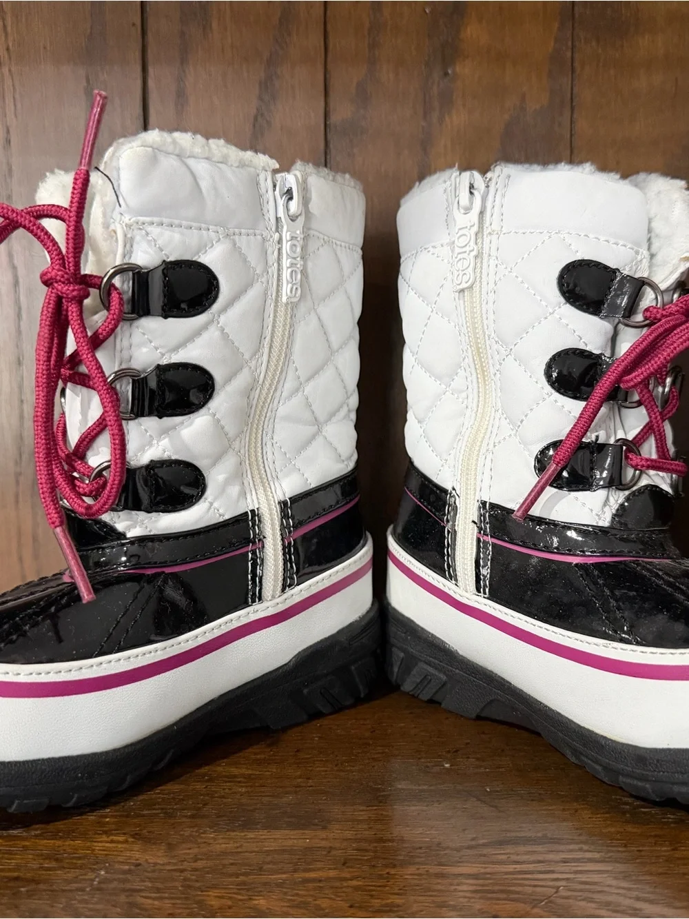 totes Kids White Black and Pink Lace-Up Snow Boots